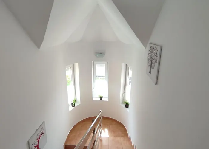 Pálma Konukevi 3*